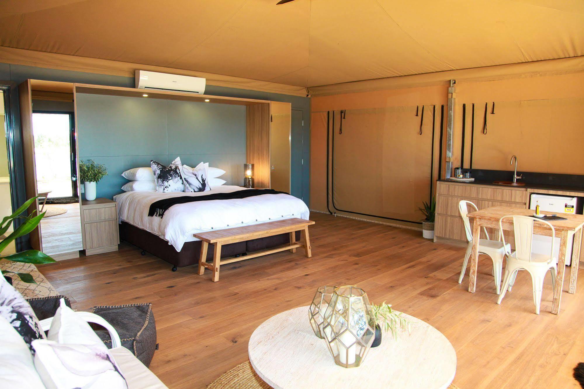 Olio Bello Lakeside Glamping Cowaramup Bagian luar foto